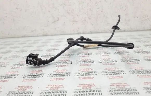 Seat Toledo III (5P) Rear ABS sensor wiring 1J0906102 5P0927904