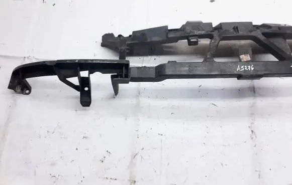 Renault Scenic II - Grand scenic II Radiator support slam panel 8200140174