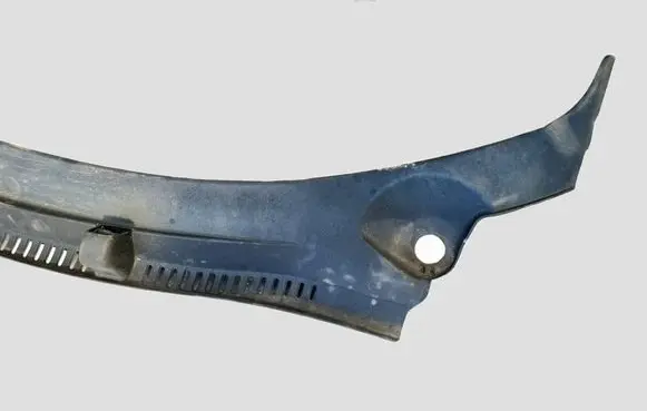Seat Alhambra (Mk1) Wiper trim 7M3819413