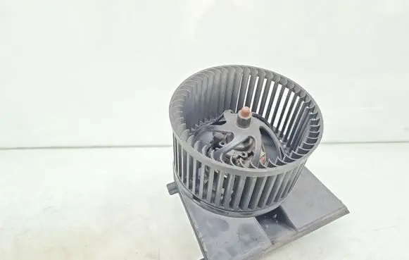 Volkswagen Golf IV Heater fan/blower 1J1819021A