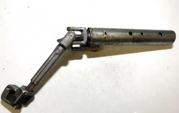 Steering wheel axle
