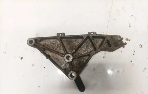 Opel Zafira A Engine mounting bracket 24402521