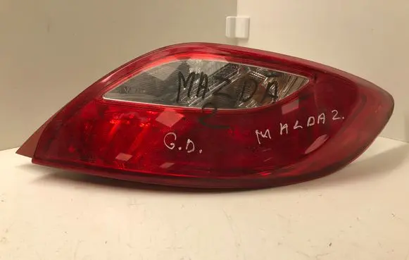 Mazda 2 Rear/tail lights D65151150 K242
