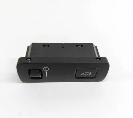 Polestar 2 Tailgate/boot open switch button 31443873