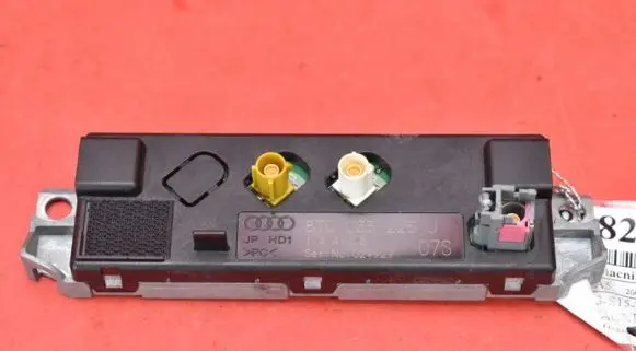 Audi A5 8T 8F Sound amplifier 8T0035225J