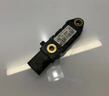 Mercedes-Benz E W211 Airbag deployment crash/impact sensor 0028201326 303508015 A0028201326