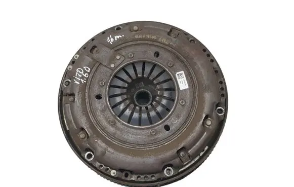 Mercedes-Benz Vito Viano W447 Clutch set kit 301015679R 302052965R 123107183R