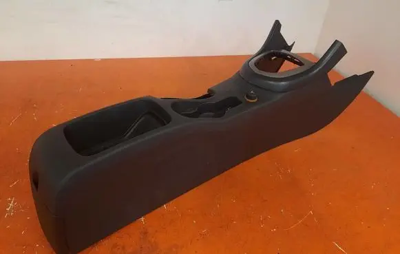 Peugeot 308 Center console 