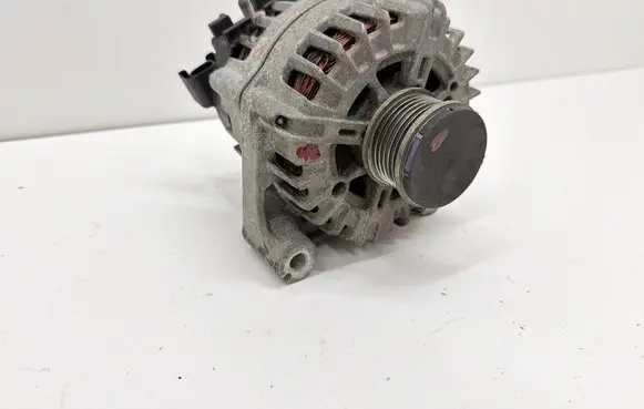 BMW 3 F30 F35 F31 Generator/alternator 2622129A 8578608 S39AN13