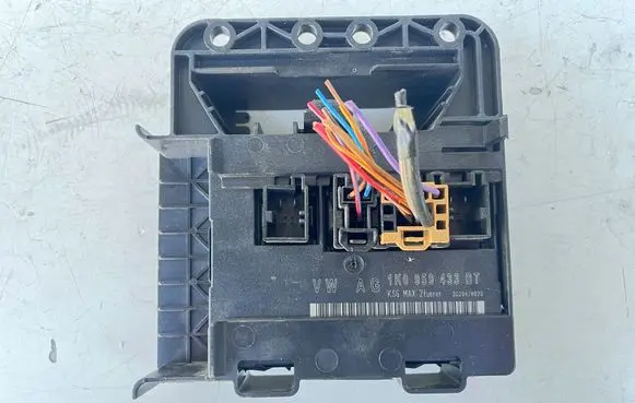 Volkswagen Golf V Comfort/convenience module 1K0959433BT