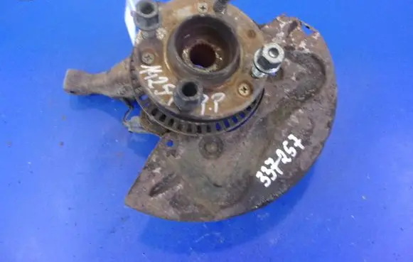 Seat Ibiza II (6k) Front wheel hub spindle knuckle