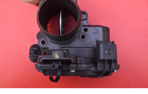Ford Mondeo MK I Throttle body valve 9806625280