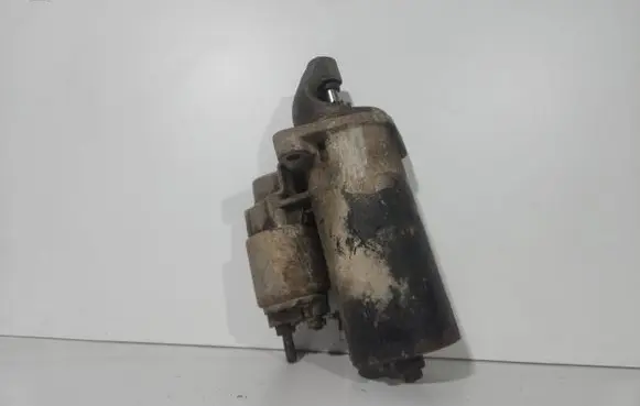 Audi A8 S8 D2 4D Starter motor 1005821726