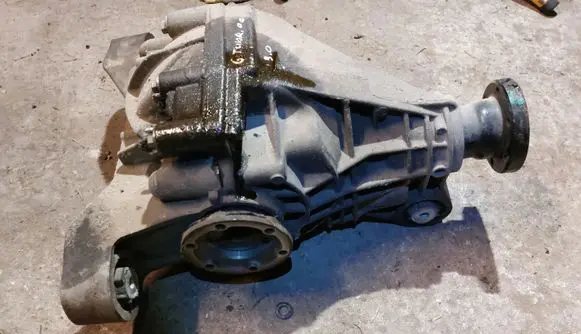 Volkswagen Touareg I Rear differential
