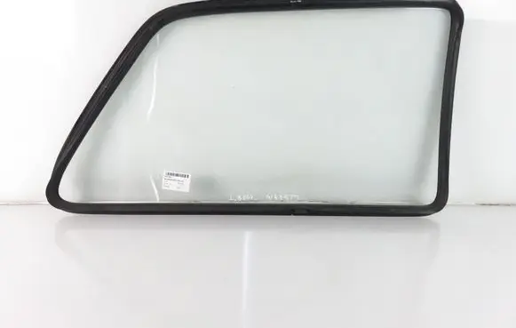Volkswagen Golf II Rear side window 43R000980