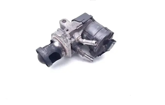 BMW 3 E92 E93 EGR valve 7805447