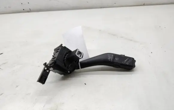 Volkswagen Tiguan Wiper control stalk 1K0953519J 01203516 20351691808065