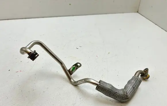 Bentley Flying Spur Oil cooling pipe 