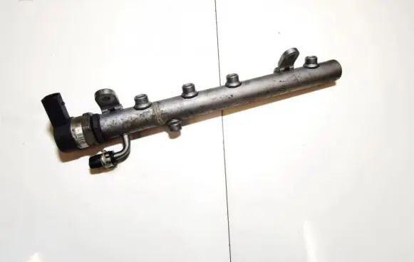Mercedes-Benz R W251 Fuel main line pipe A6420700495 A6420700495004