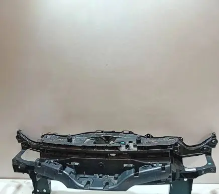 Renault Kangoo II Radiator support slam panel 8201130847 620129852R