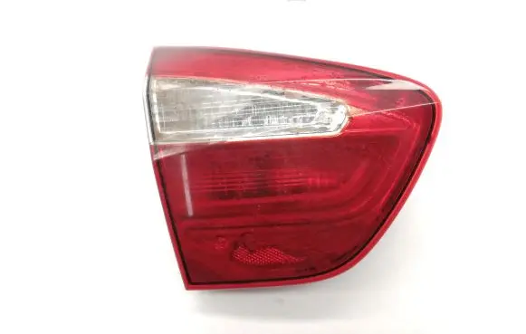 KIA Rio Tailgate rear/tail lights
