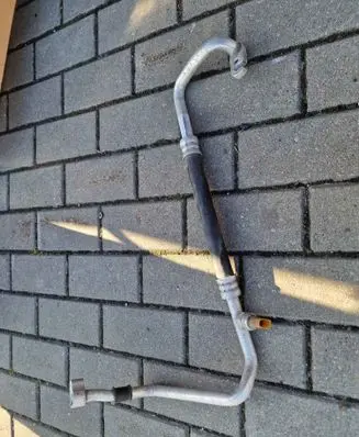 Air conditioning (A/C) pipe/hose