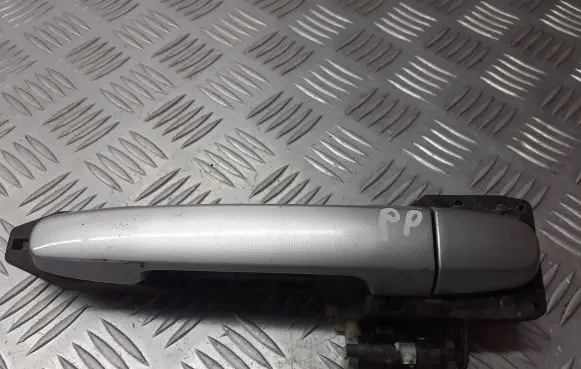 Toyota Corolla E140 E150 Front door exterior handle/bracket 