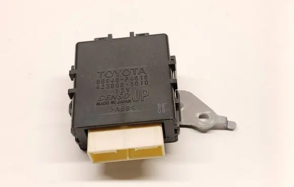 Toyota C-HR I Window wiper relay 85940F4010 4230003010
