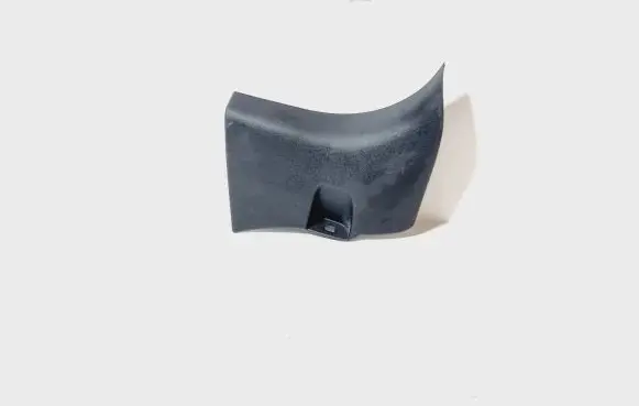 Foot area side trim