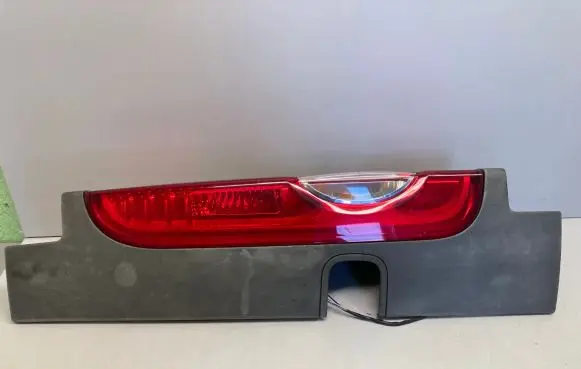 Renault Trafic II (X83) Rear/tail lights 93857722