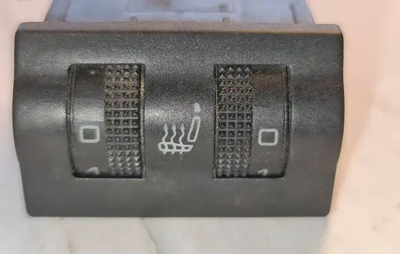 Skoda Octavia Mk1 (1U) Seat heating switch 1U0963563B