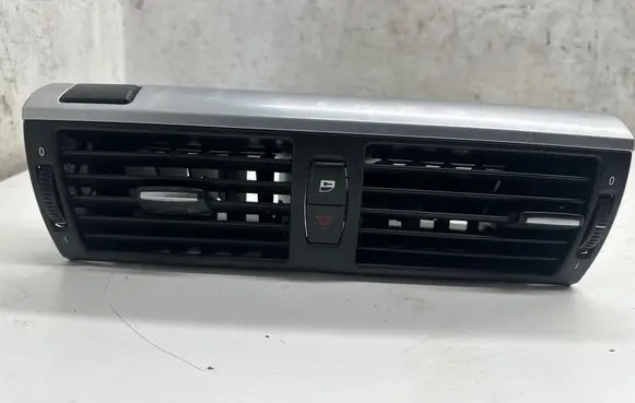 BMW X6 M Dash center air vent grill S05351 S05352 S04256
