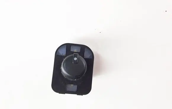 Seat Exeo (3R) Wing mirror switch 8E0959565A-st 8e0959565a