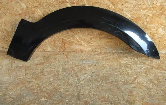 KIA Sorento Front arch trim 877213E500