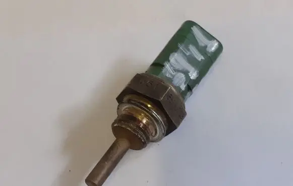 Coolant temperature sensor