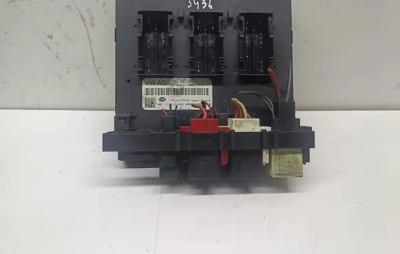 Skoda Octavia Mk2 (1Z) Comfort/convenience module 1K0937085L 5DK009651 S0651H110AC