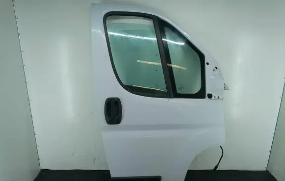 Fiat Ducato Front door