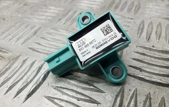 Audi A4 S4 B8 8K Airbag deployment crash/impact sensor 8K0955557C