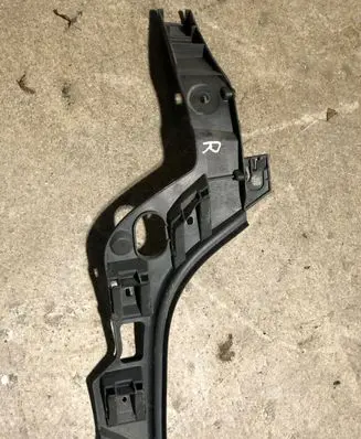Volkswagen Eos Rear bumper mounting bracket 1Q0807394 M60210ZD