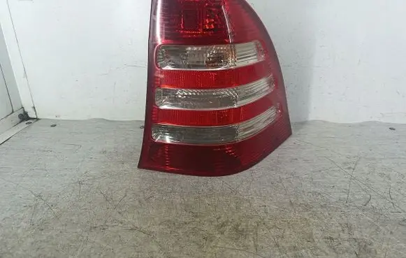 Mercedes-Benz C W203 Rear/tail lights