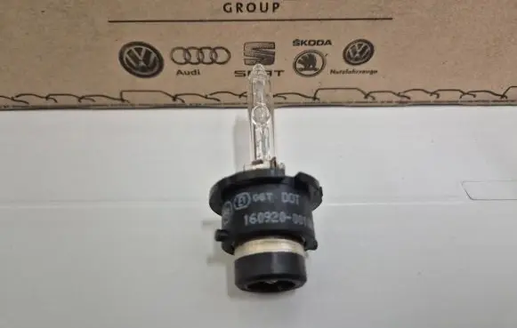 Volkswagen Touareg I Xenon bulb 53500TU 53500 D2S