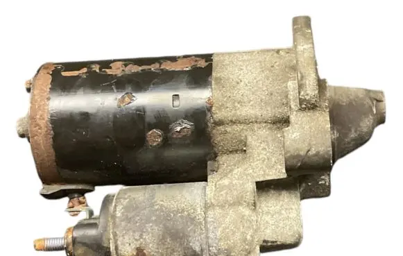 Volkswagen Golf VI Starter motor 658402