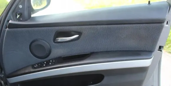 BMW 3 E90 E91 Front door card panel trim