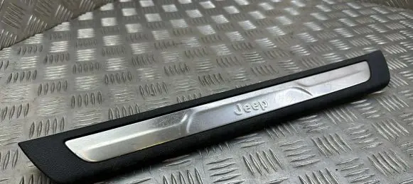 Jeep Grand Cherokee Front sill trim cover 1NC80DX9AB