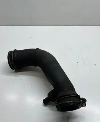 Honda CR-V Air intake hose/pipe 17880