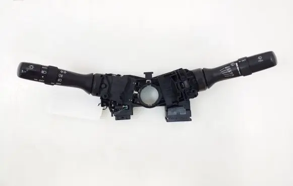 Lexus IS 220D-250-350 Wiper turn signal indicator stalk/switch