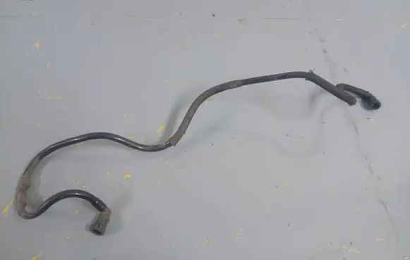 Nissan Note (E11) Fuel line/pipe/hose 