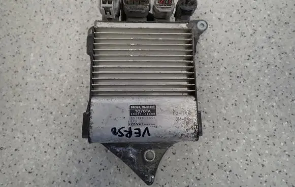 Toyota Verso Fuel injection pump control unit/module 