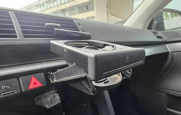 Audi A4 S4 B7 8E 8H Cup holder