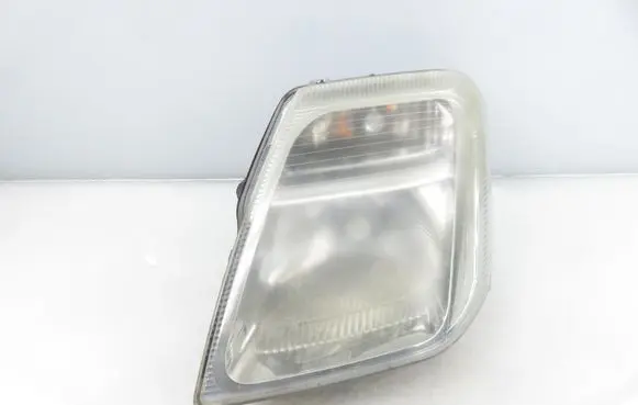 Citroen C2 Headlight/headlamp 9680128380